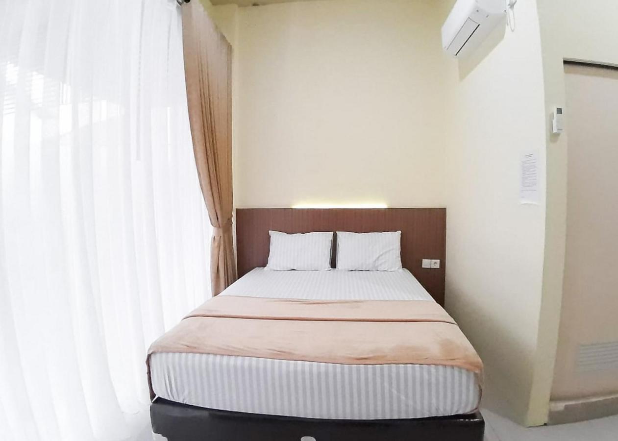 เรดดอร์ซ ซีอาเรียห์ ใกล้ทรานส์มาร์ท แจมบี 2 Hotel Paalmerah ภายนอก รูปภาพ